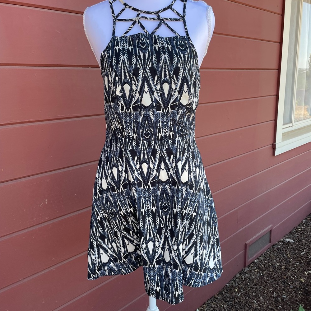 American Eagle Outfitters‎ Black,White and Blue Dress